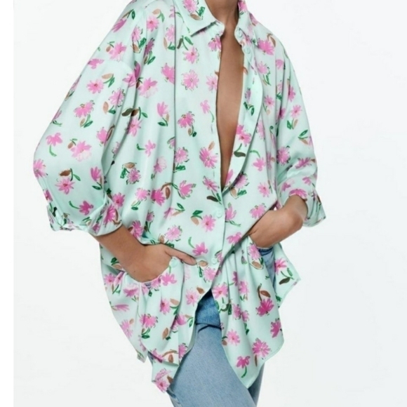 ZARA Satin Feel Oversize Floral Print Blouse Size XS - Picture 9 of 9